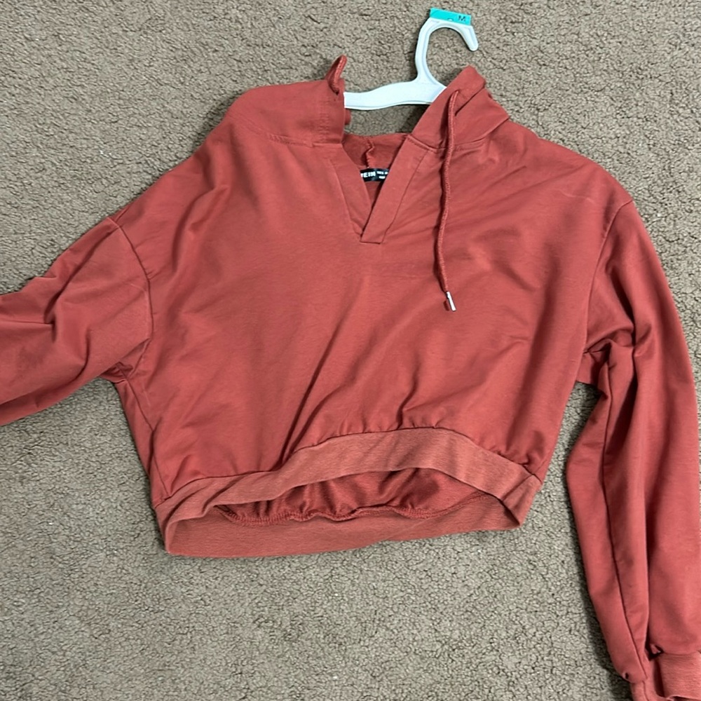 SHEIN cropped long sleeve!